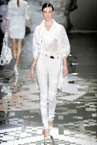Look 8